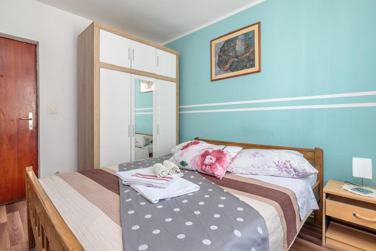 Apartments Volte Rovigno ภายนอก รูปภาพ